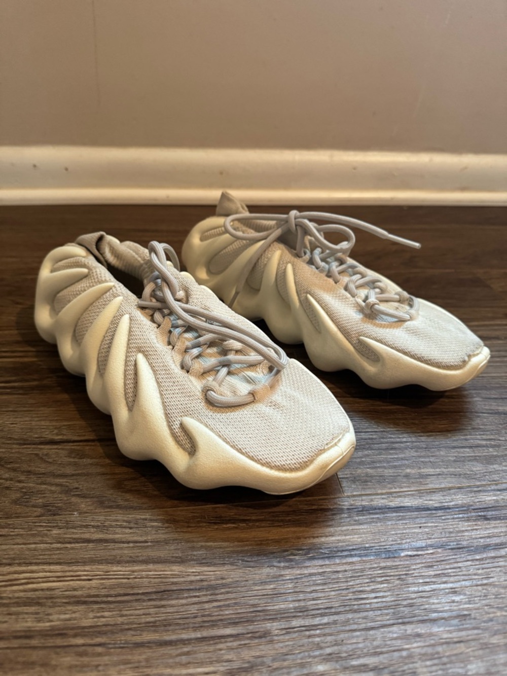 Yeezy 450 cloud white